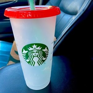 Starbucks / color changing cup